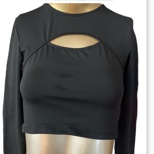 Black crop top T long sleeve, peekaboo slit on the chest